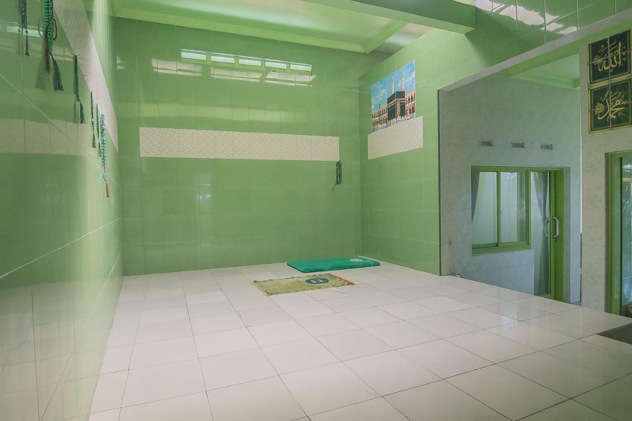 Reddoorz Syariah Near Museum Wisma Karya Subang Zewnętrze zdjęcie